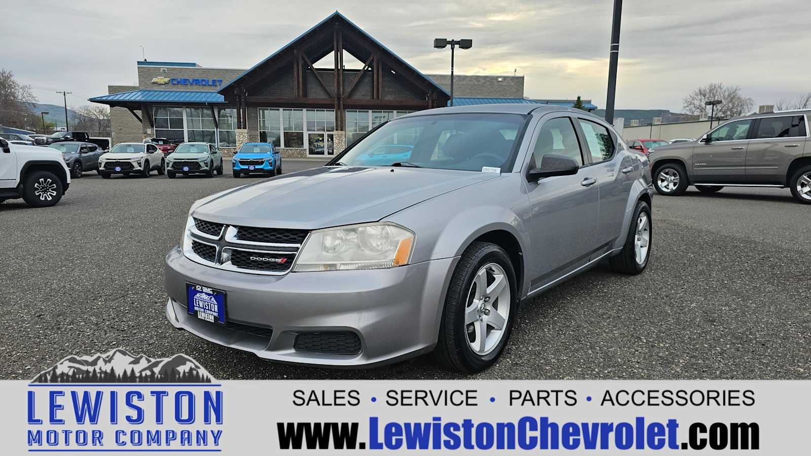 2013 Dodge Avenger SE
