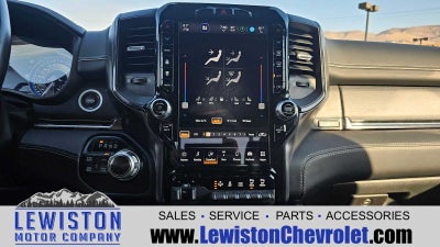 2022 RAM 1500 Limited Crew Cab 4x4 5'7" Box