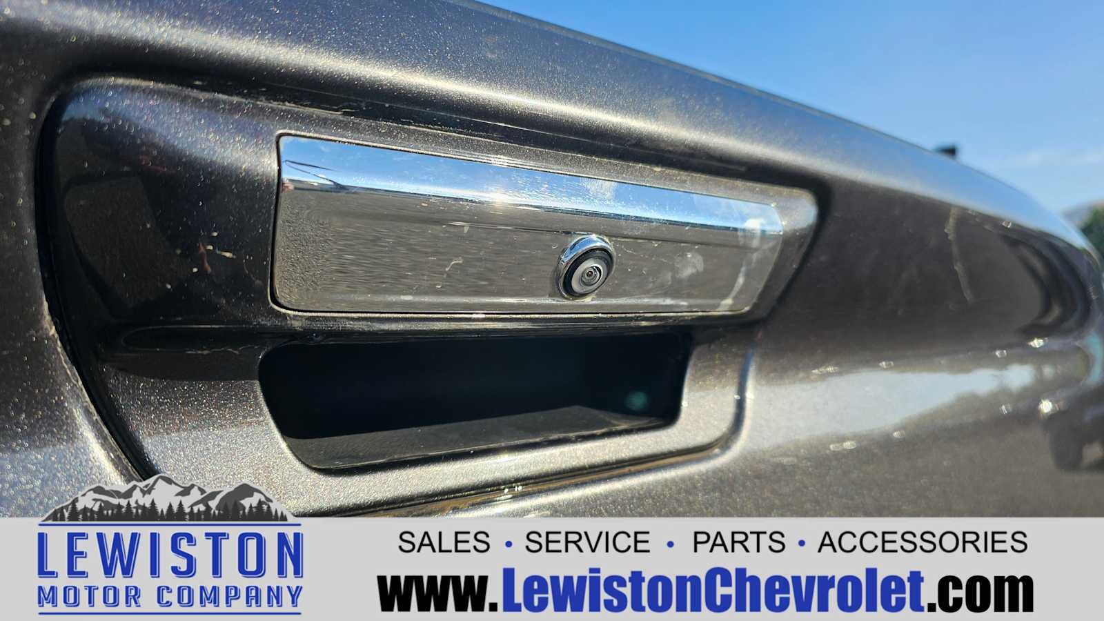 2022 RAM 1500 Limited Crew Cab 4x4 5'7" Box