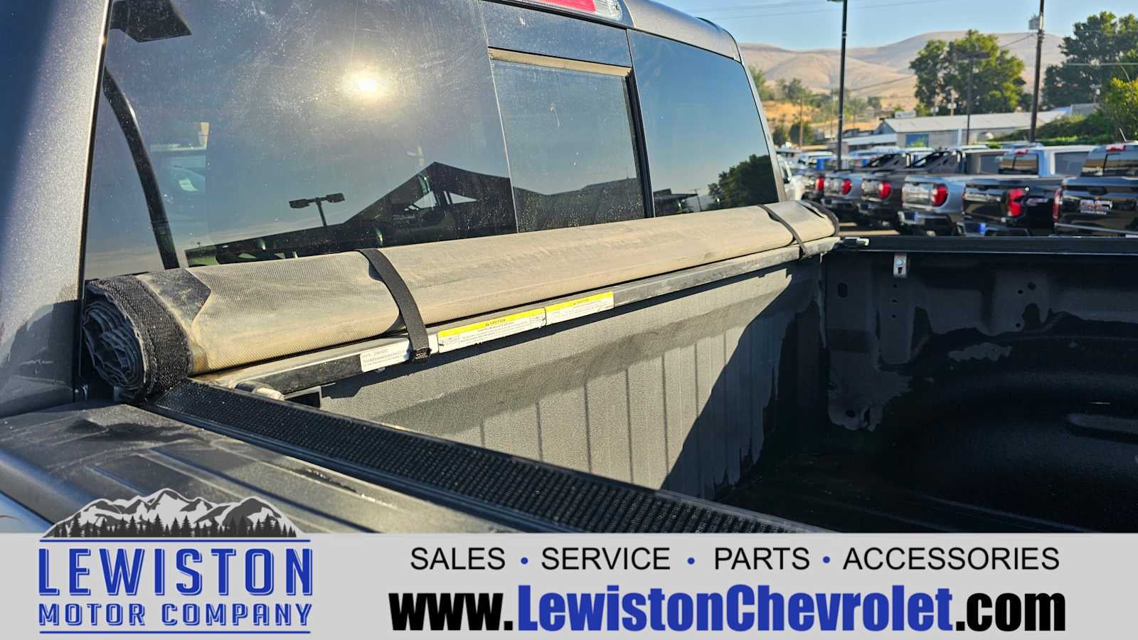 2022 RAM 1500 Limited Crew Cab 4x4 5'7" Box