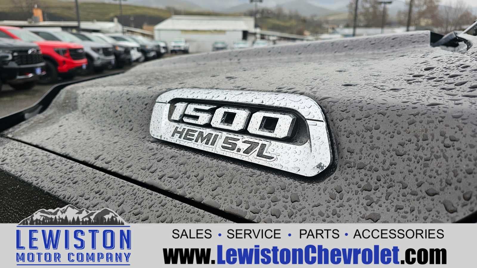 2019 RAM 1500 Big Horn/Lone Star Crew Cab 4x4 6'4" Box