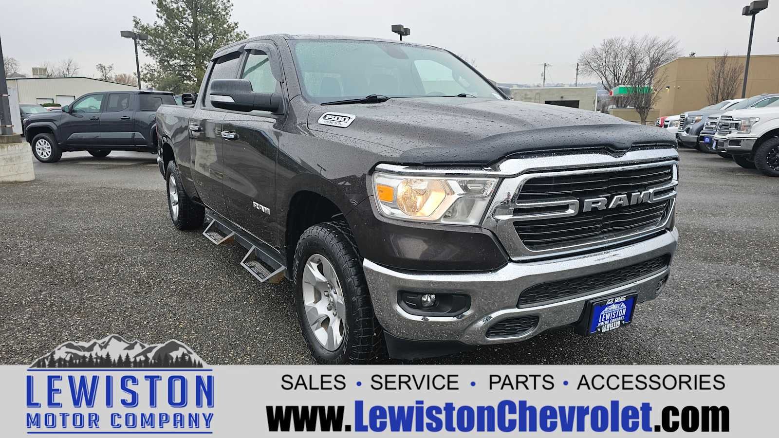 2019 RAM 1500 Big Horn/Lone Star Crew Cab 4x4 6'4" Box