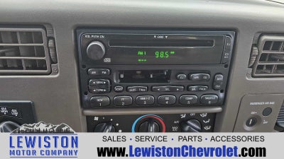 2003 Ford Super Duty F-350 SRW XL