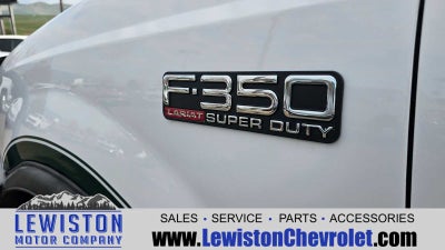 2003 Ford Super Duty F-350 SRW XL