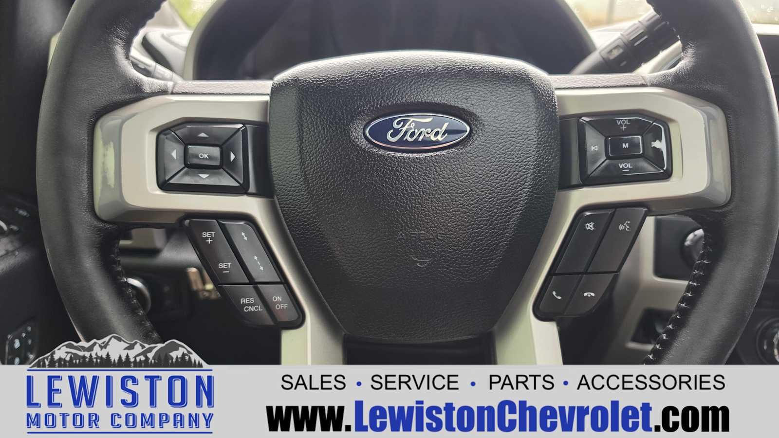 2017 Ford F-350 LARIAT