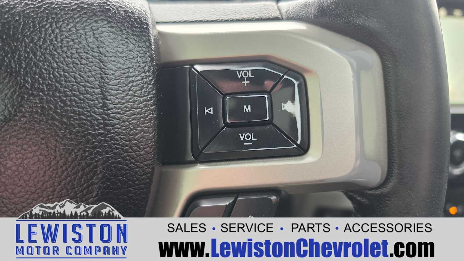 2017 Ford F-350 LARIAT