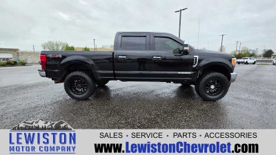 2017 Ford F-350 LARIAT