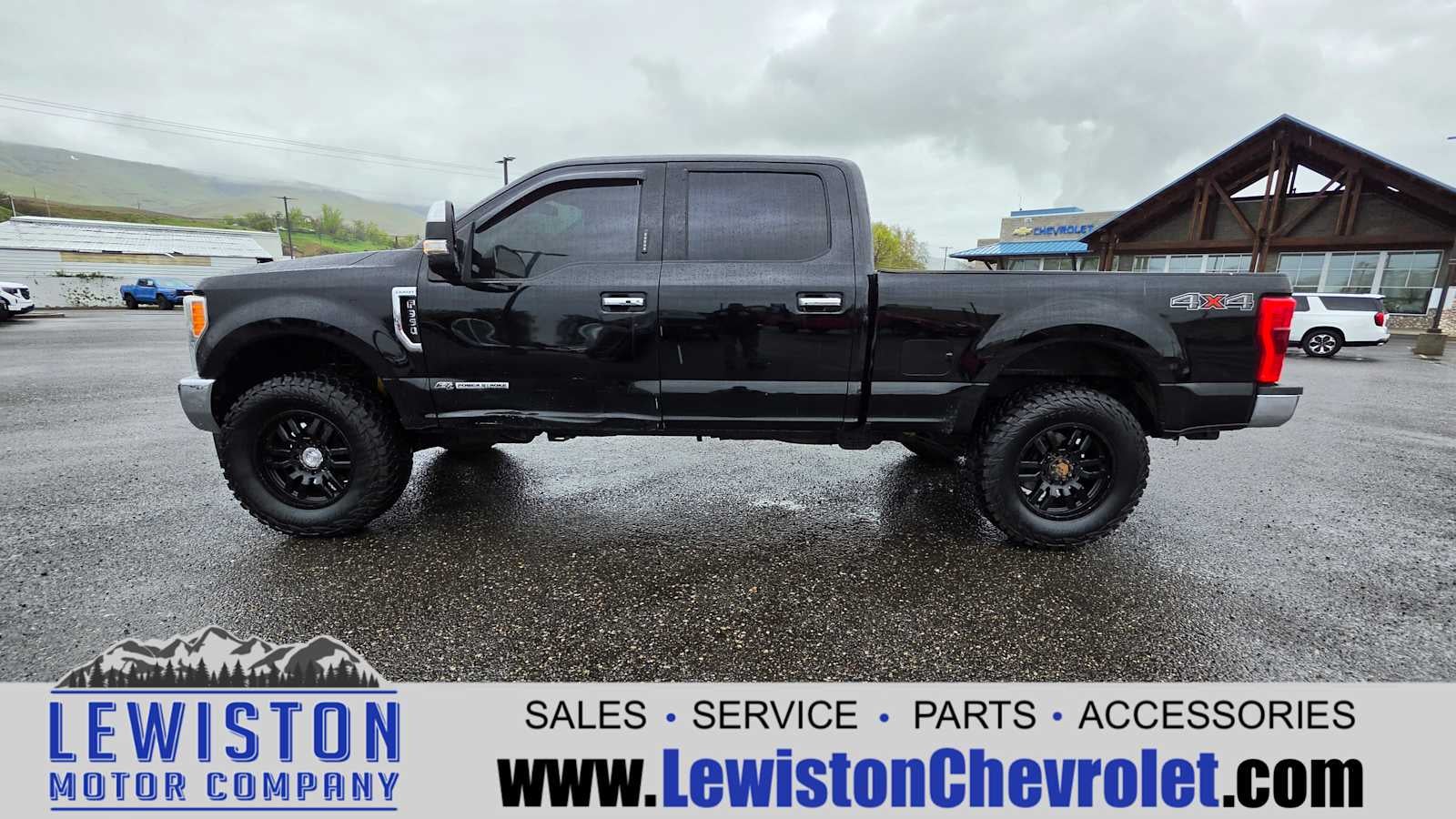 2017 Ford F-350 LARIAT