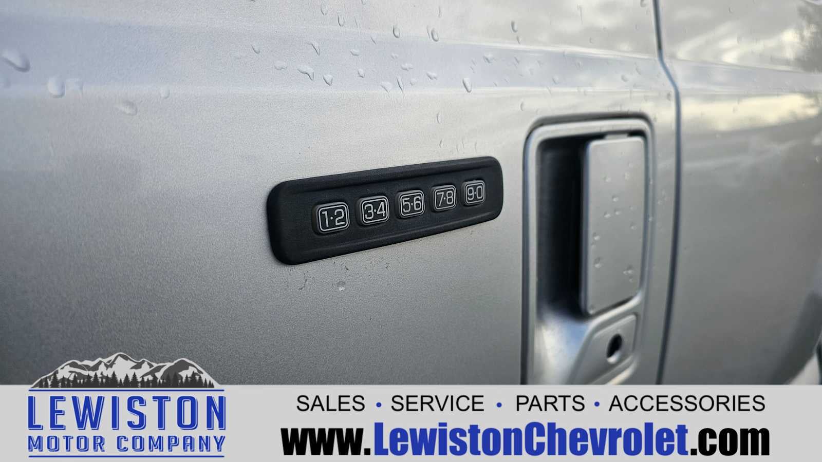 2015 Ford Super Duty F-350 DRW XLT