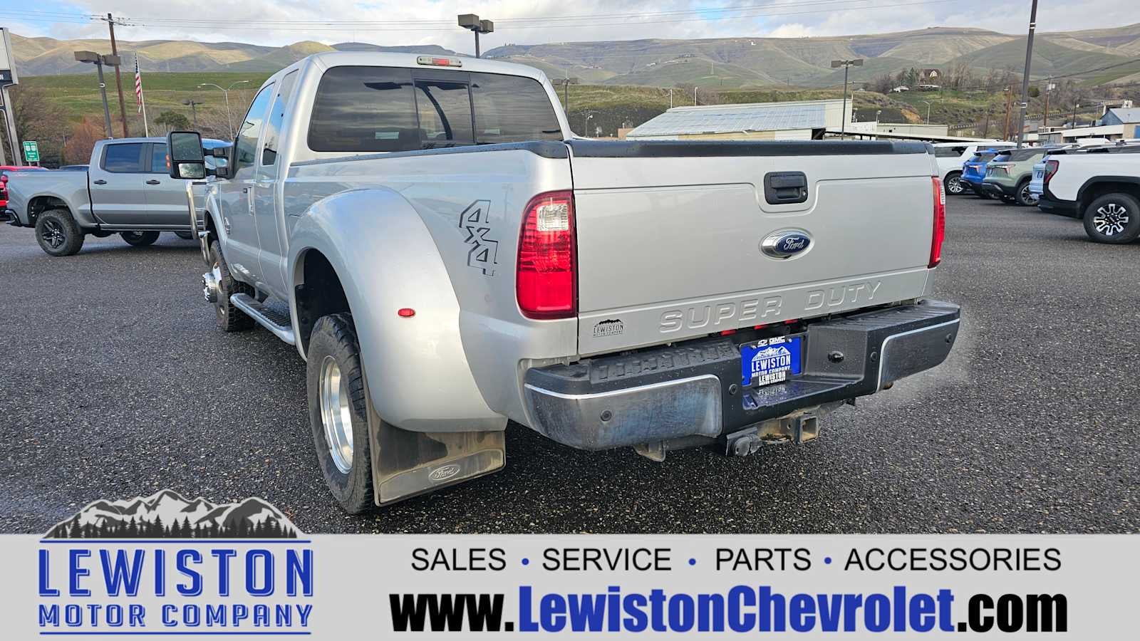 2015 Ford Super Duty F-350 DRW XLT