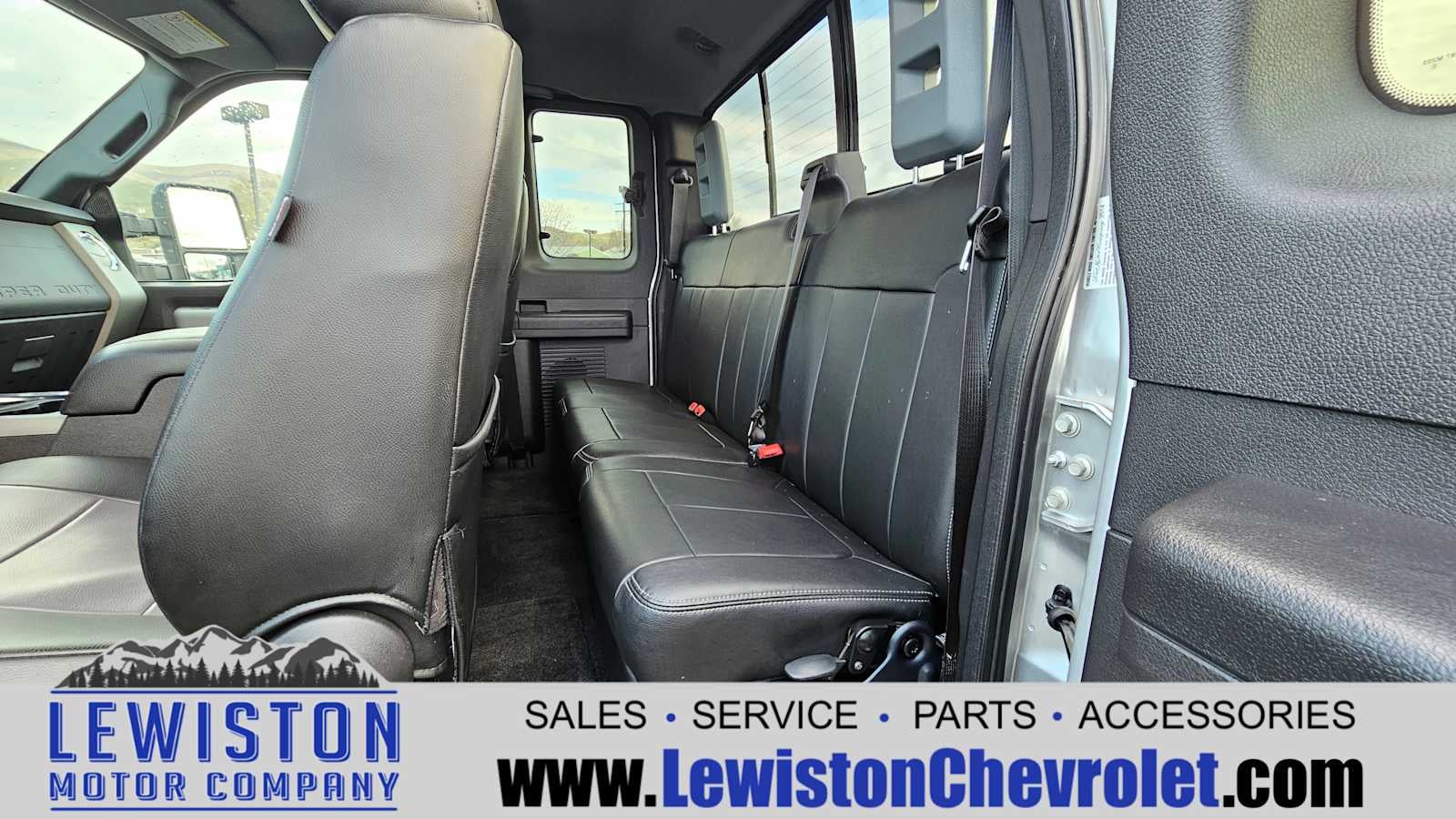 2015 Ford Super Duty F-350 DRW XLT