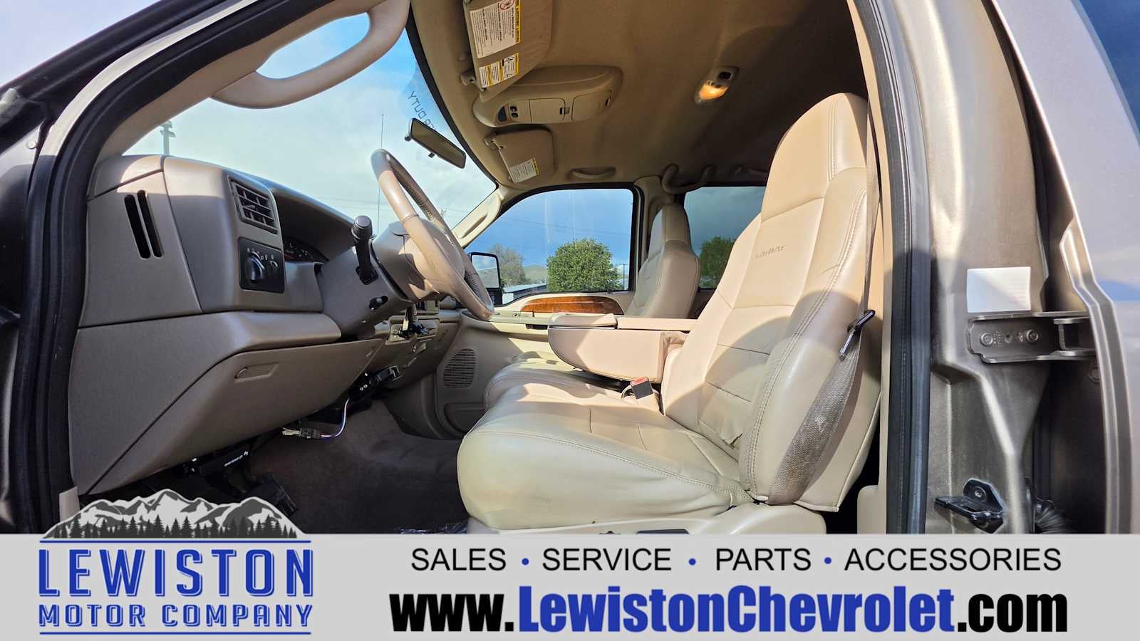2004 Ford Super Duty F-250 XL