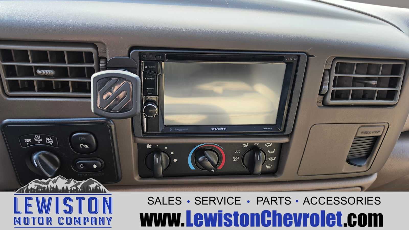 2004 Ford Super Duty F-250 XL