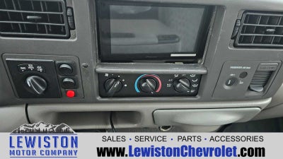 1999 Ford Super Duty F-350 SRW XL