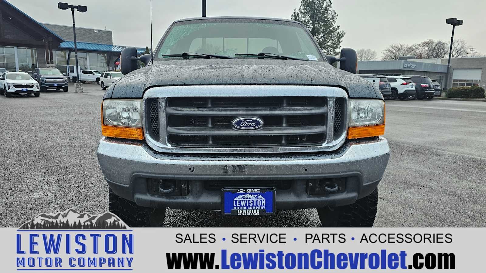 1999 Ford Super Duty F-350 SRW XL