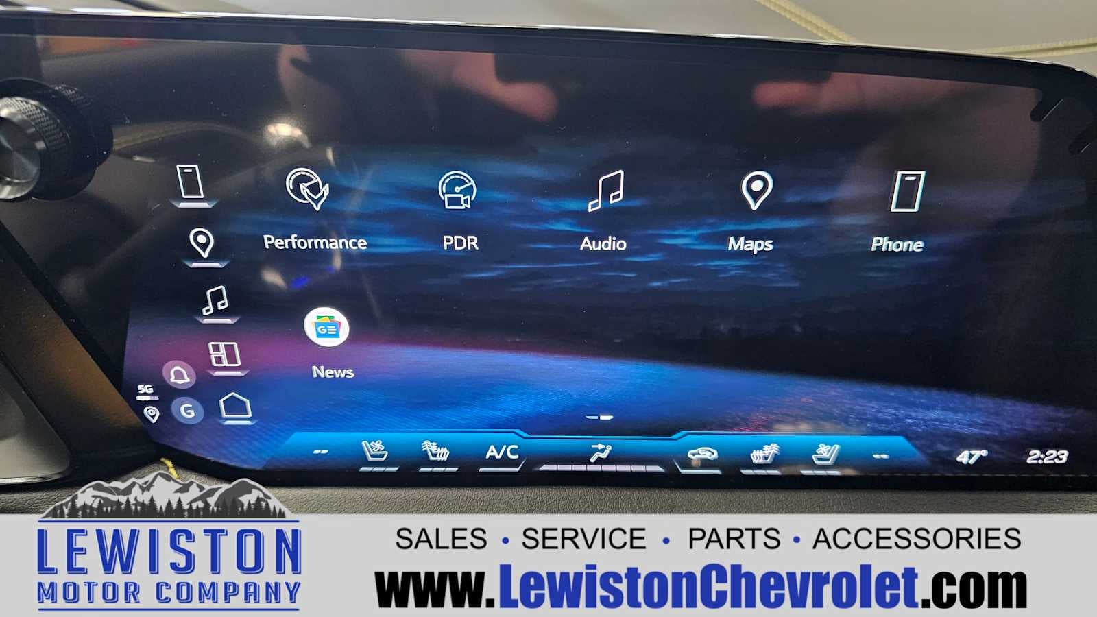 2026 Chevrolet Corvette E-Ray 2LZ