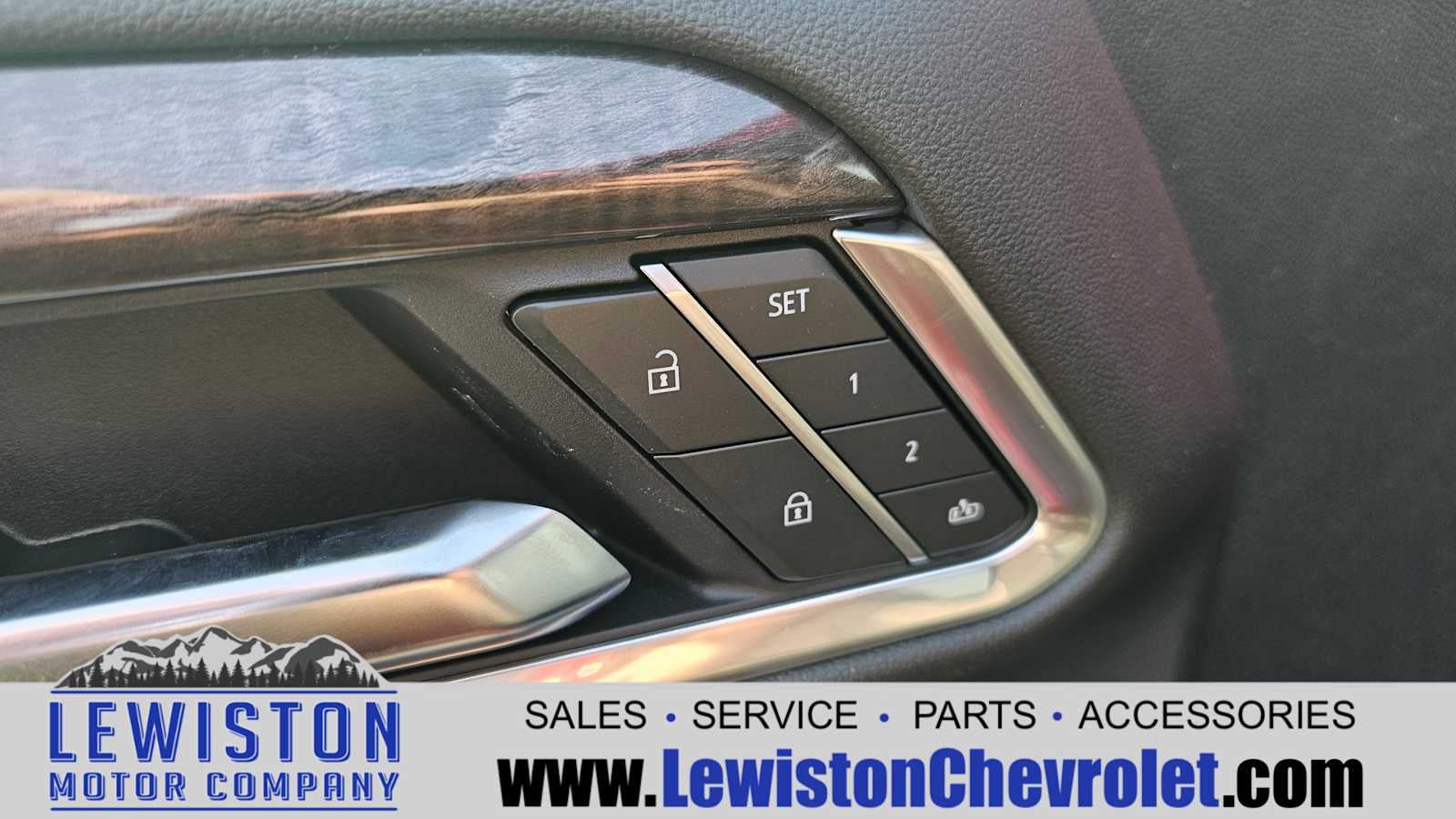 2025 Chevrolet Silverado 3500 HD LTZ