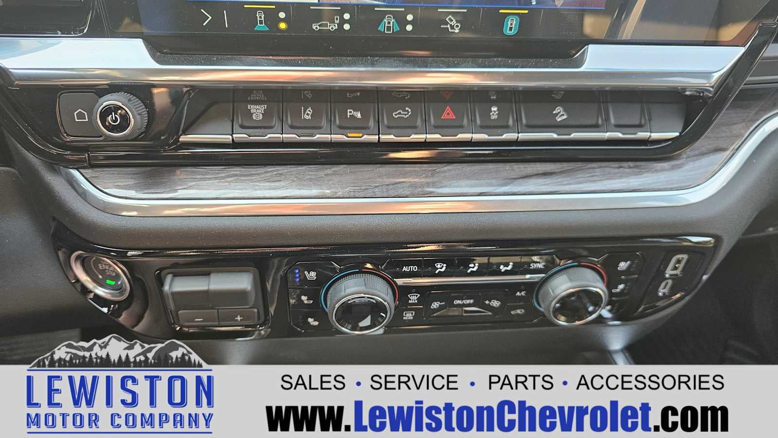 2025 Chevrolet Silverado 3500 HD LTZ