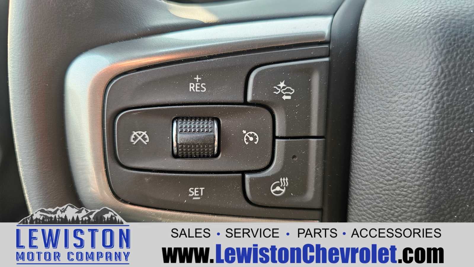 2025 Chevrolet Silverado 3500 HD LTZ