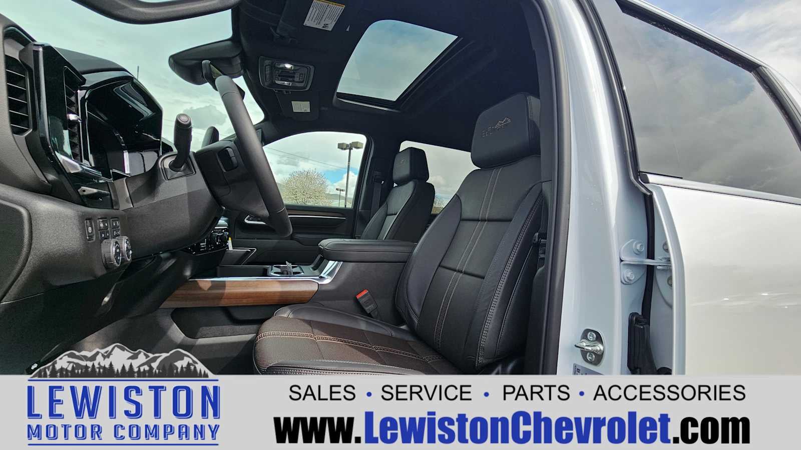 2025 Chevrolet Silverado 3500 HD High Country