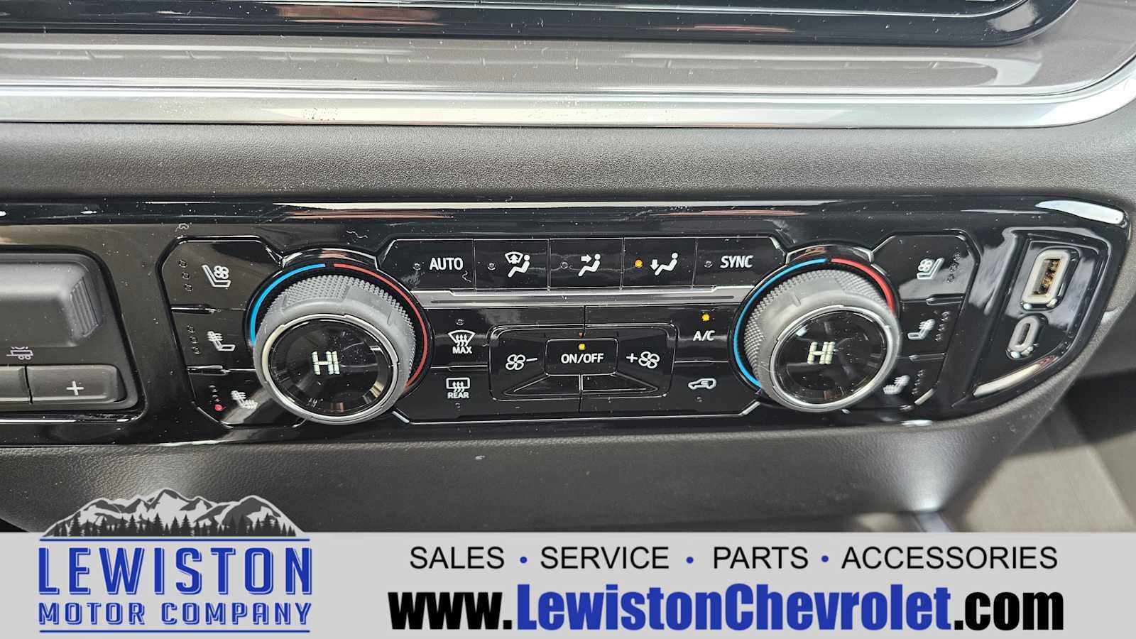 2025 Chevrolet Silverado 3500 HD High Country