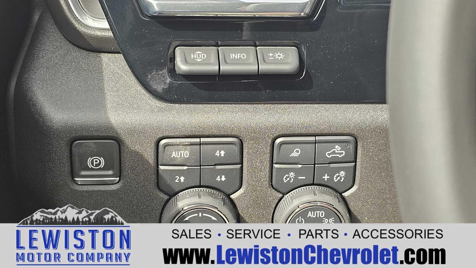 2025 Chevrolet Silverado 3500 HD High Country