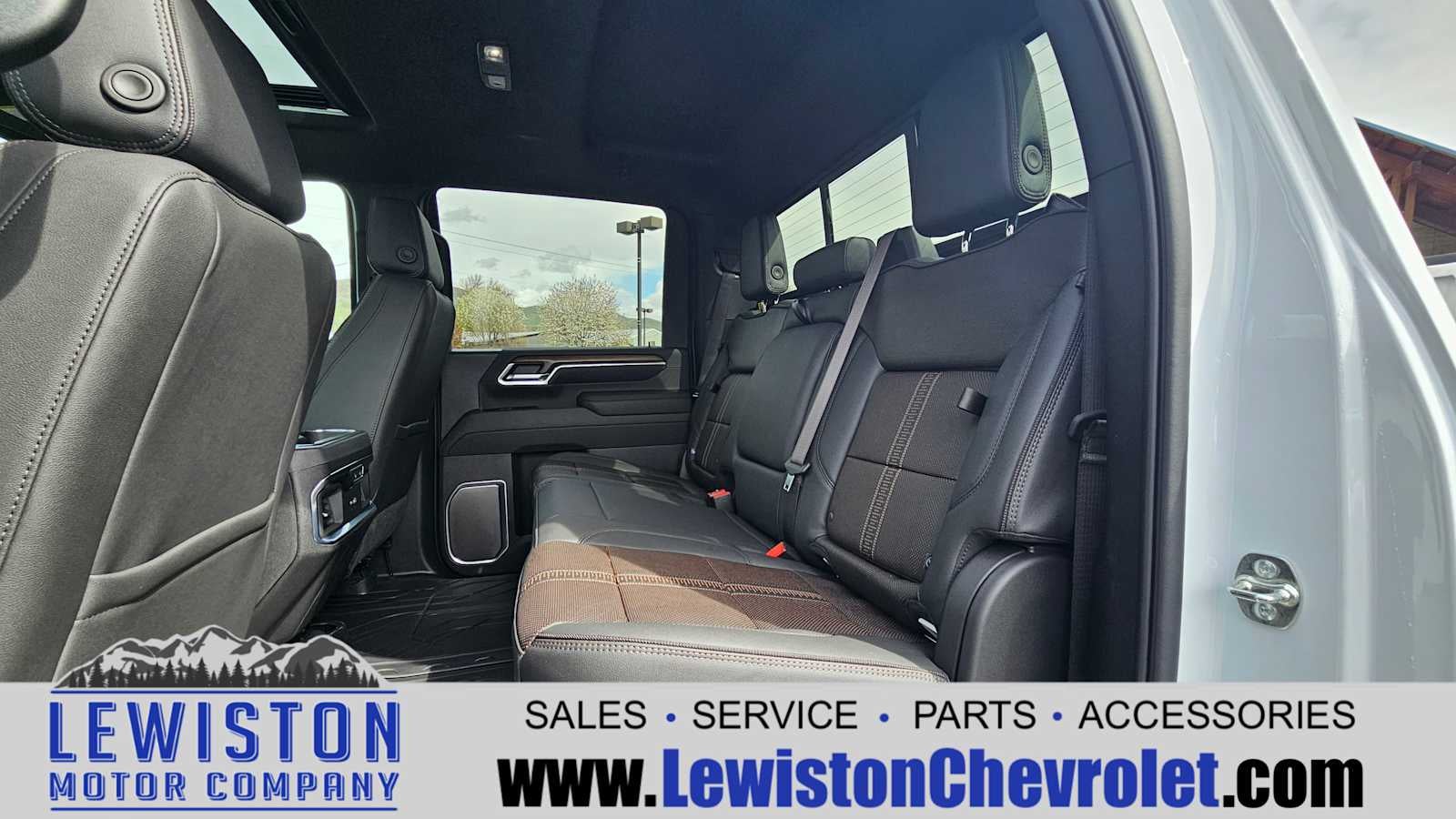 2025 Chevrolet Silverado 3500 HD High Country