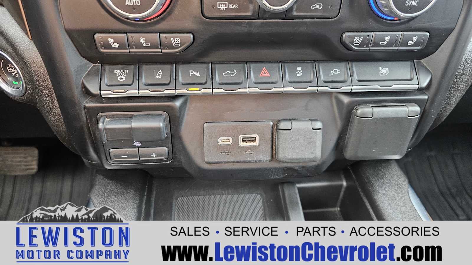 2022 Chevrolet Silverado 3500 HD High Country