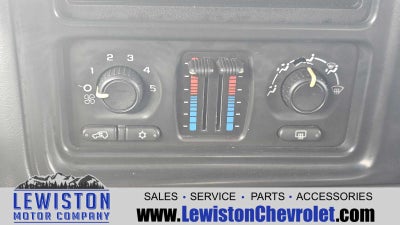 2005 Chevrolet Silverado 1500 LS