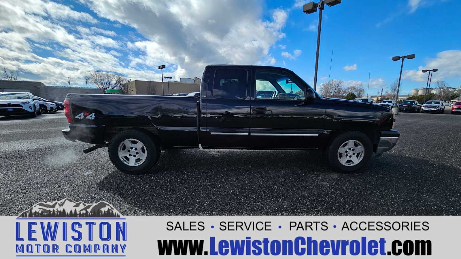 2005 Chevrolet Silverado 1500 LS