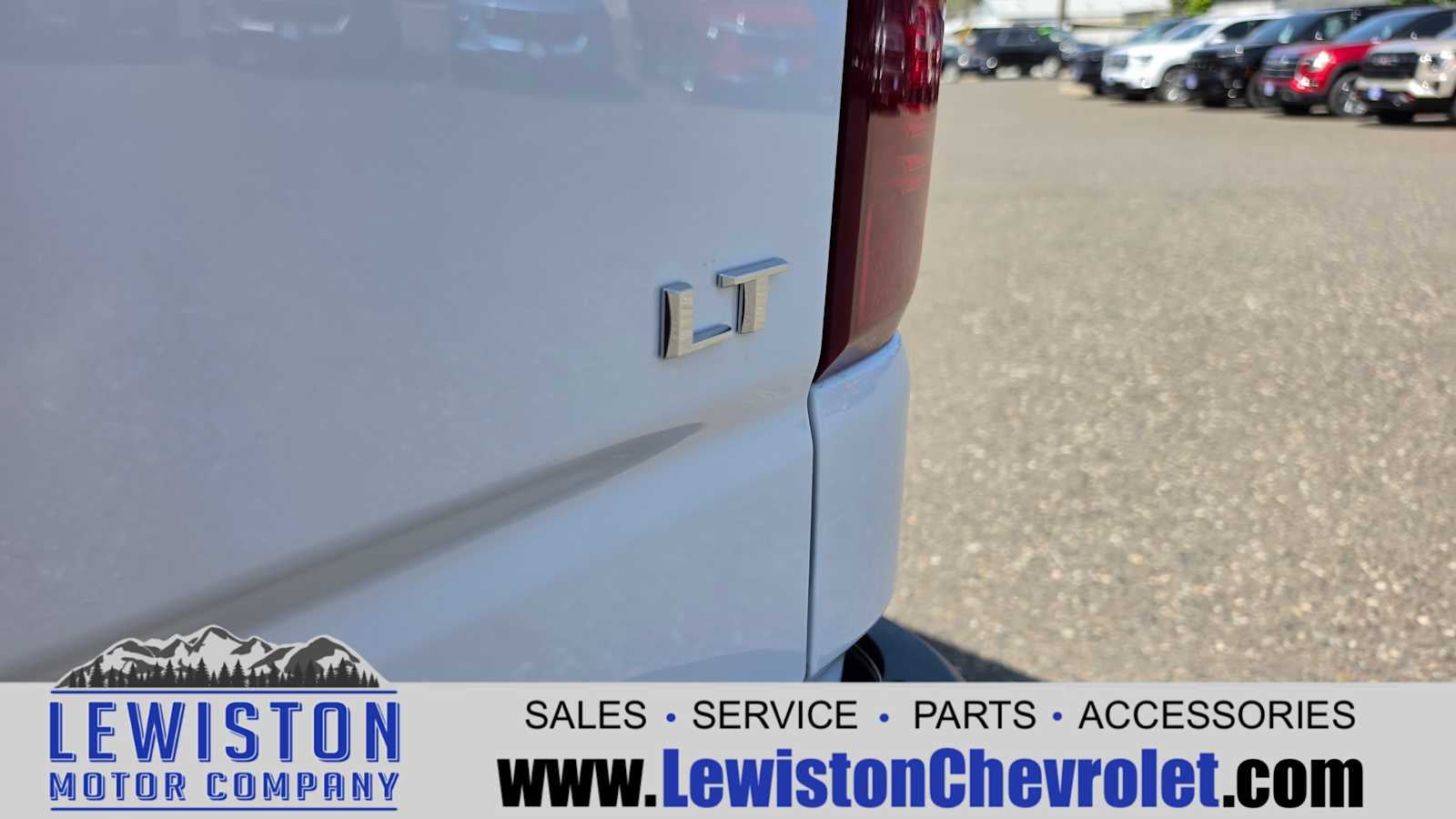 2026 Chevrolet Silverado 1500 LT (2FL)