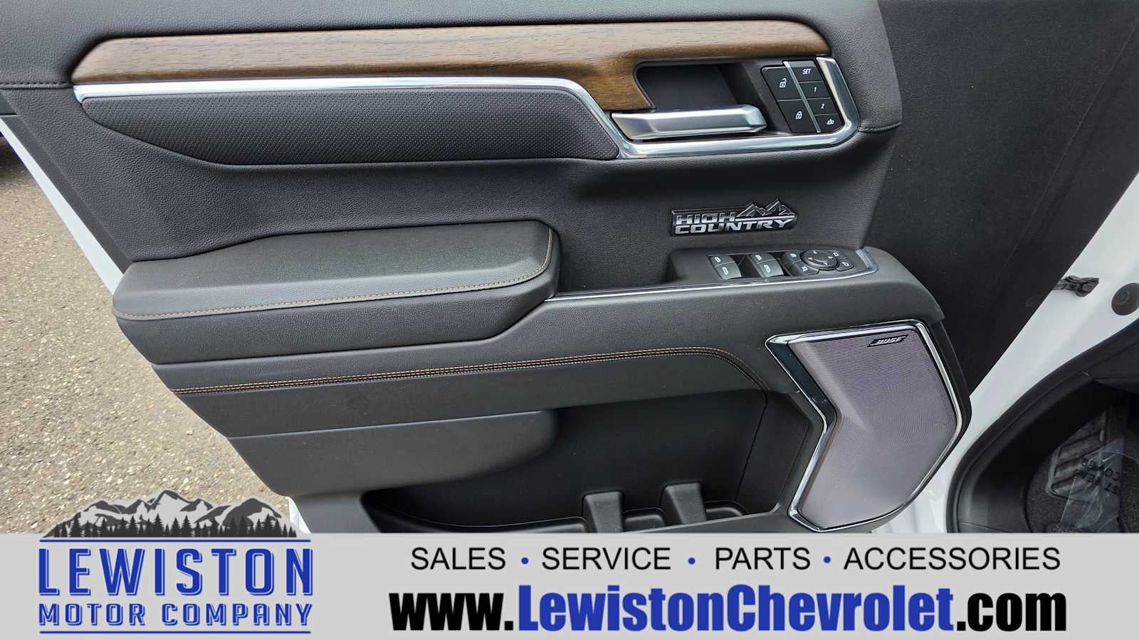 2023 Chevrolet Silverado 1500 High Country