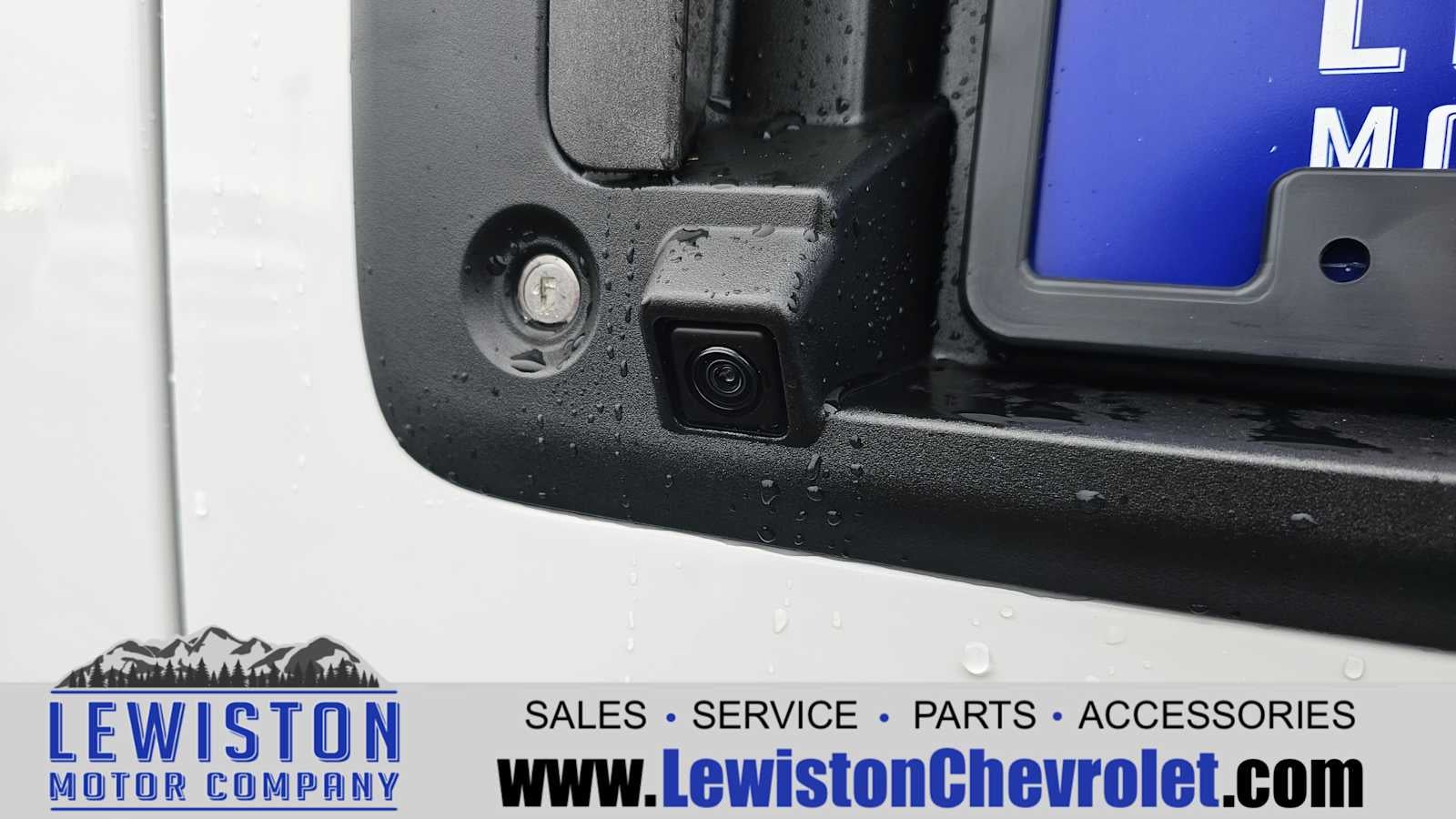 2025 Chevrolet Express Cargo 3500 WT