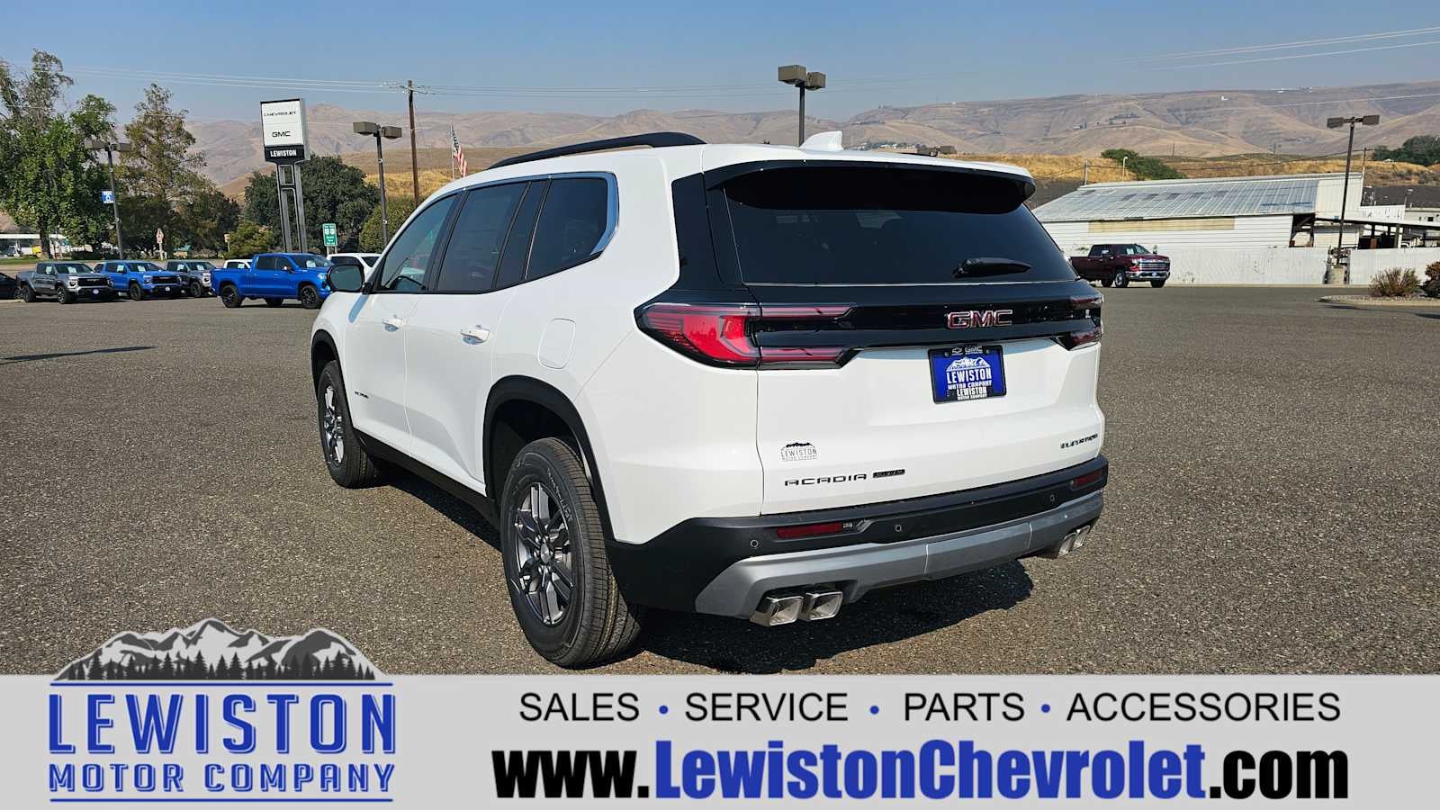 2026 GMC Acadia Elevation