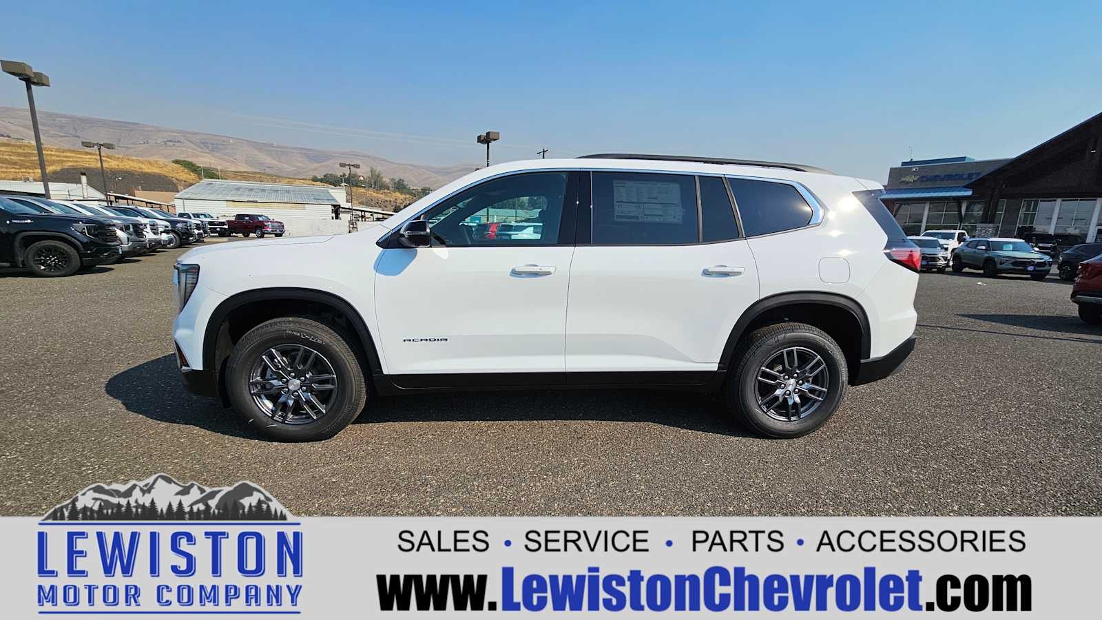 2026 GMC Acadia Elevation