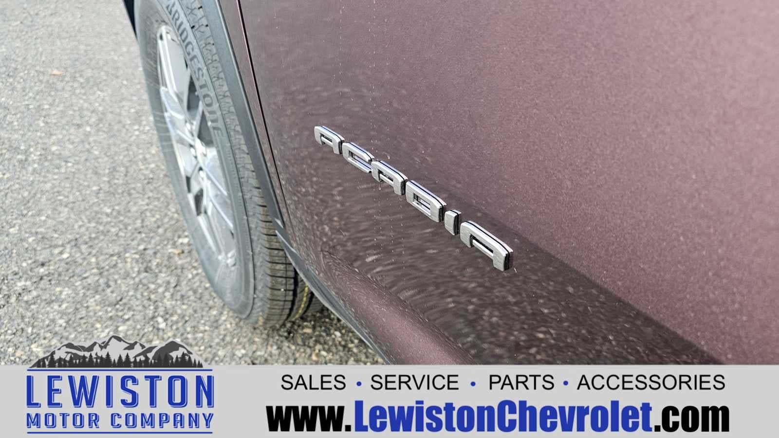 2026 GMC Acadia Elevation