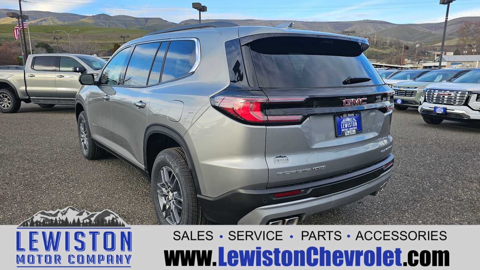 2026 GMC Acadia Elevation