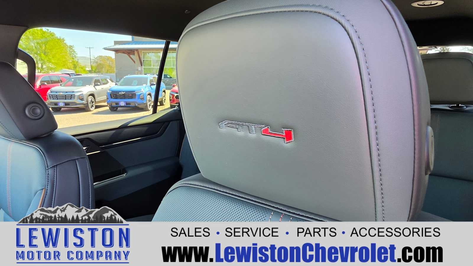 2026 GMC Acadia AT4