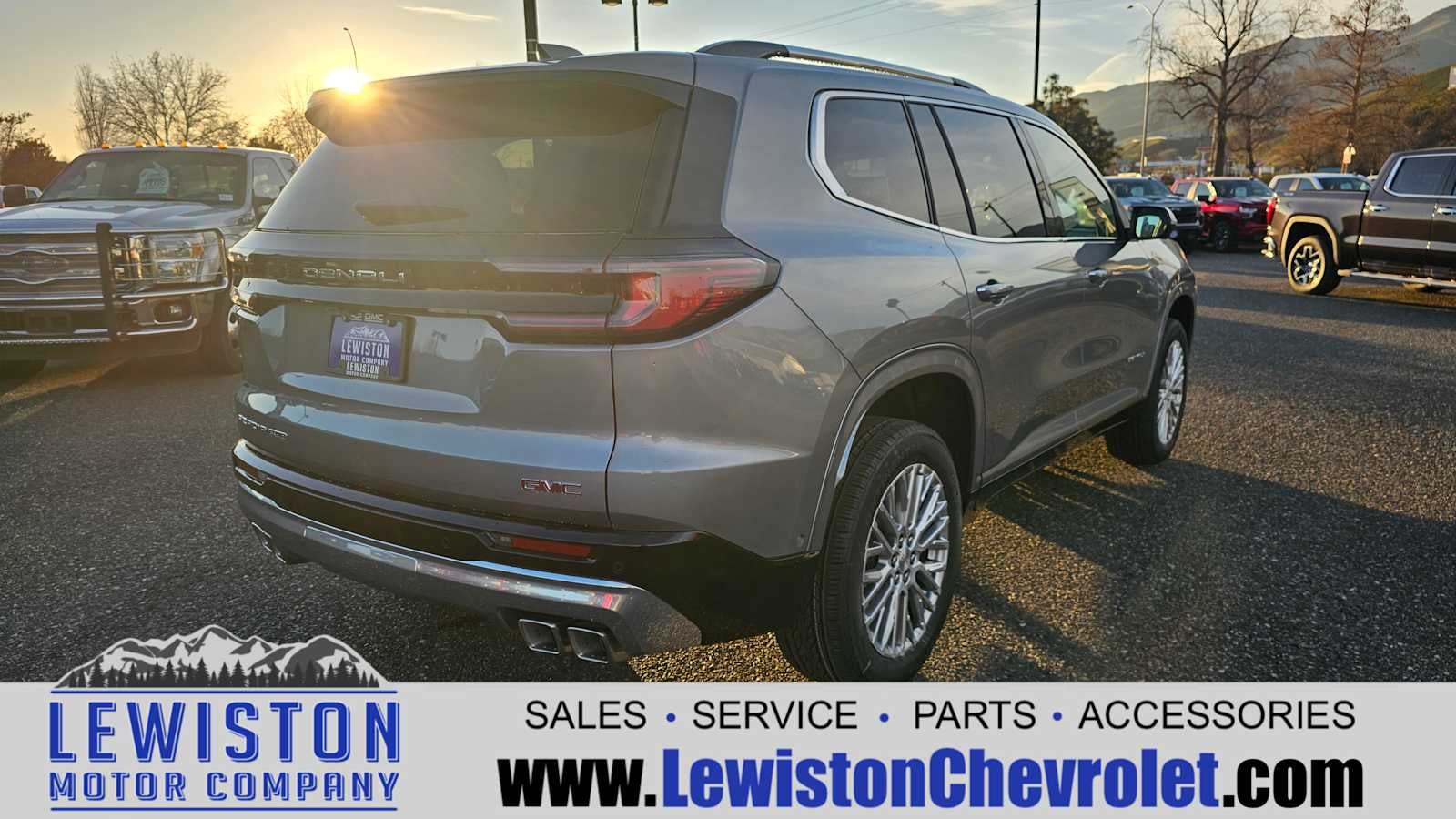 2026 GMC Acadia Denali