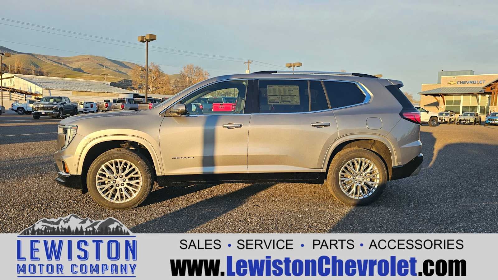 2026 GMC Acadia Denali