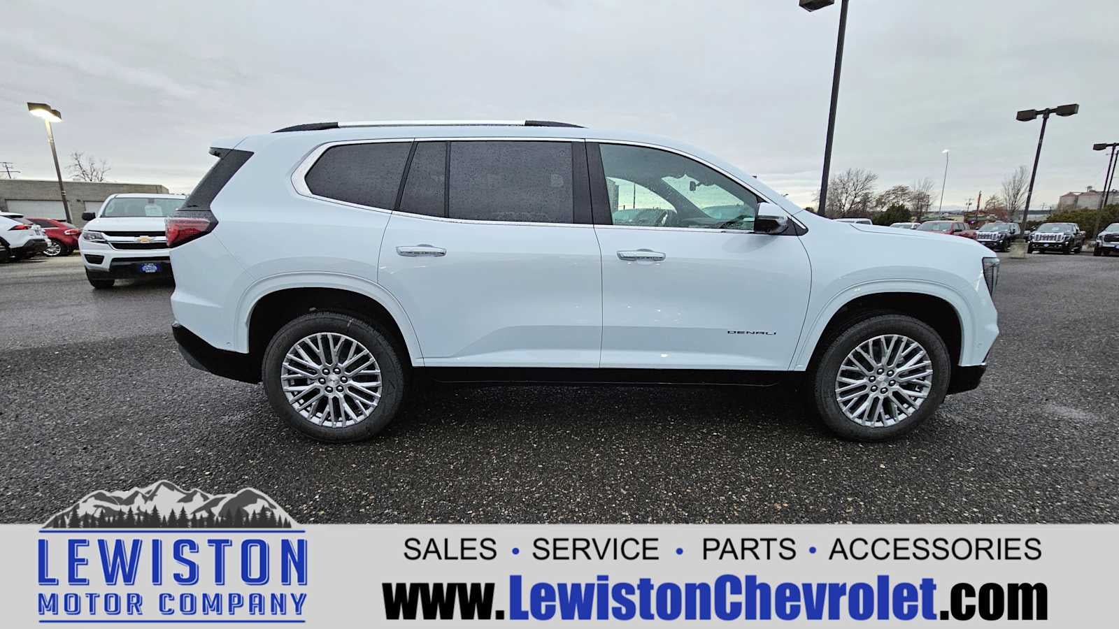 2026 GMC Acadia Denali