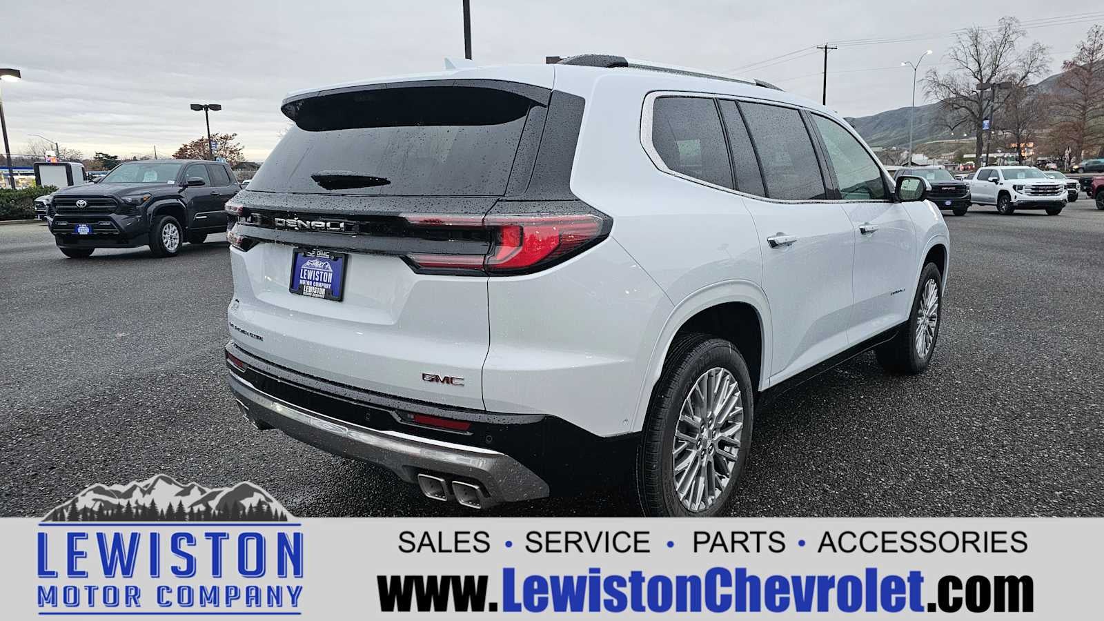 2026 GMC Acadia Denali