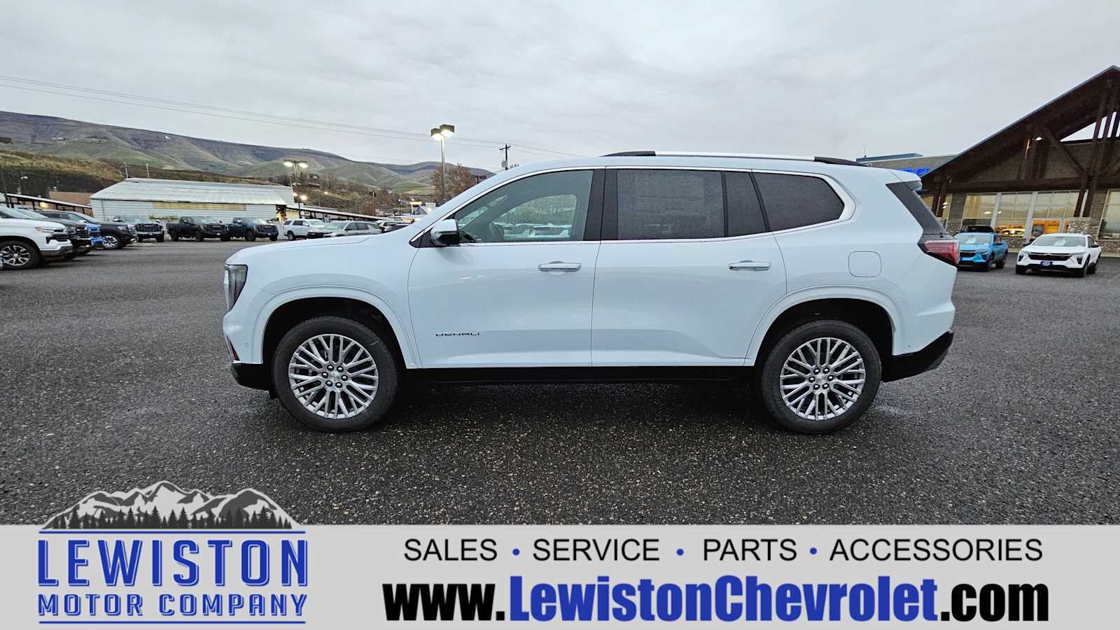 2026 GMC Acadia Denali