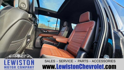 2023 GMC Yukon XL Denali Ultimate