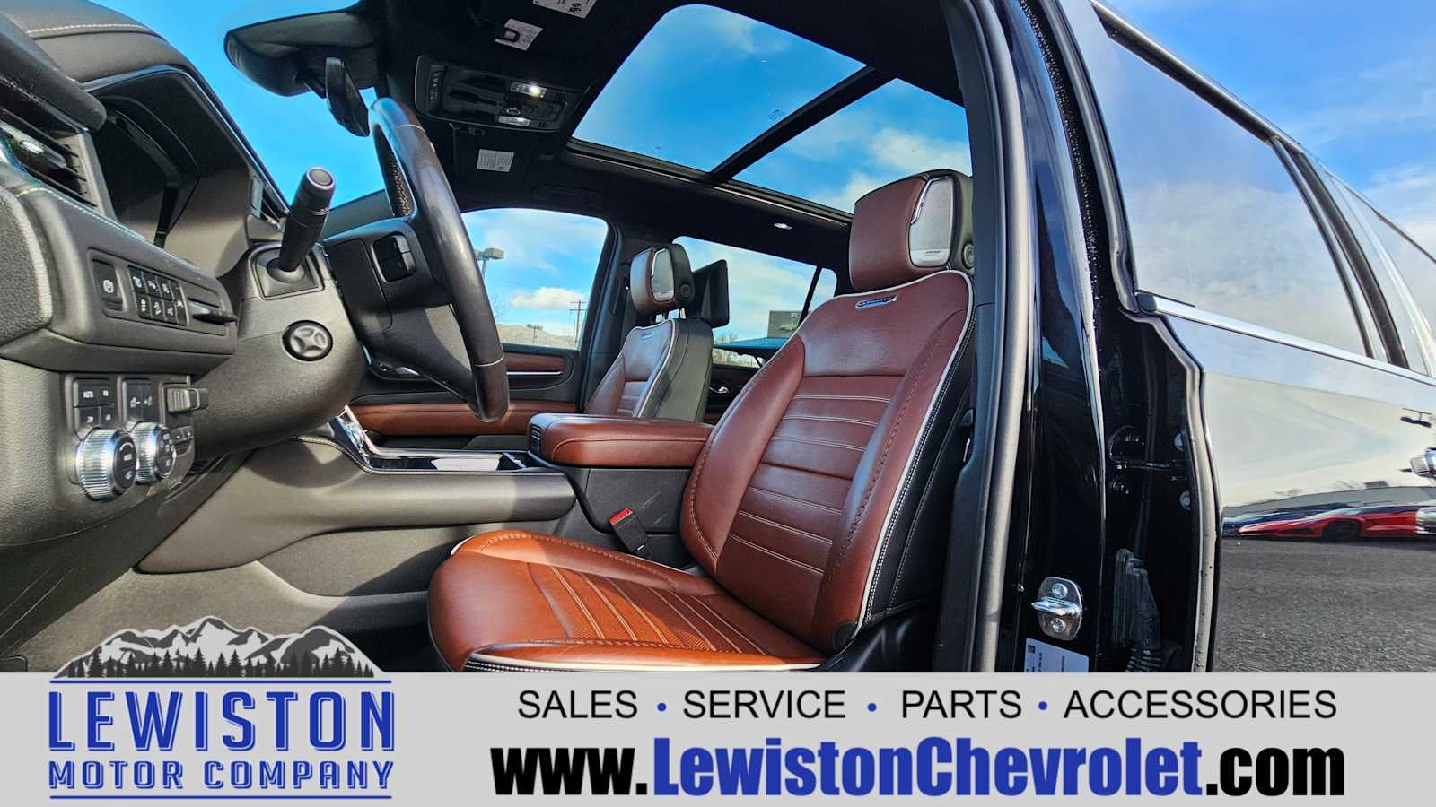 2023 GMC Yukon XL Denali Ultimate