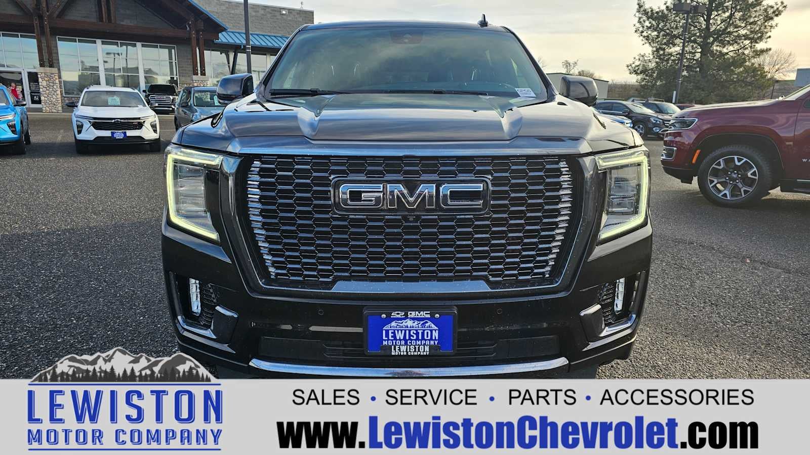 2023 GMC Yukon XL Denali Ultimate