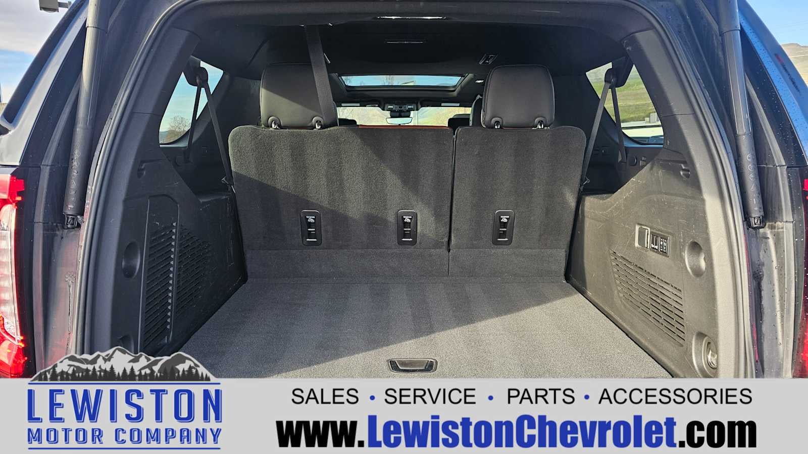 2023 GMC Yukon XL Denali Ultimate