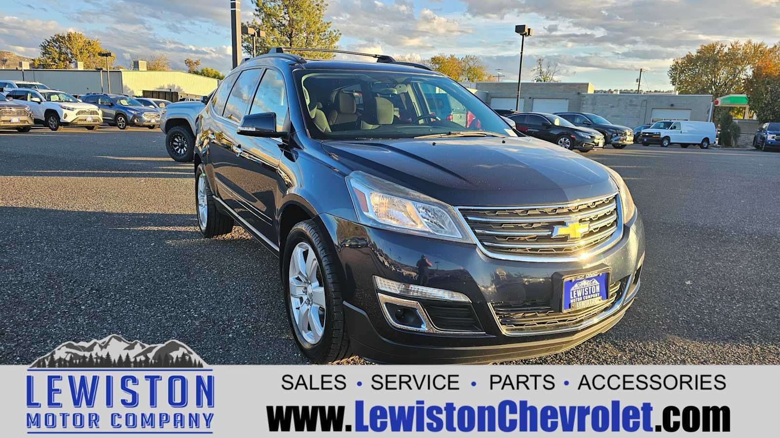 2017 Chevrolet Traverse LT