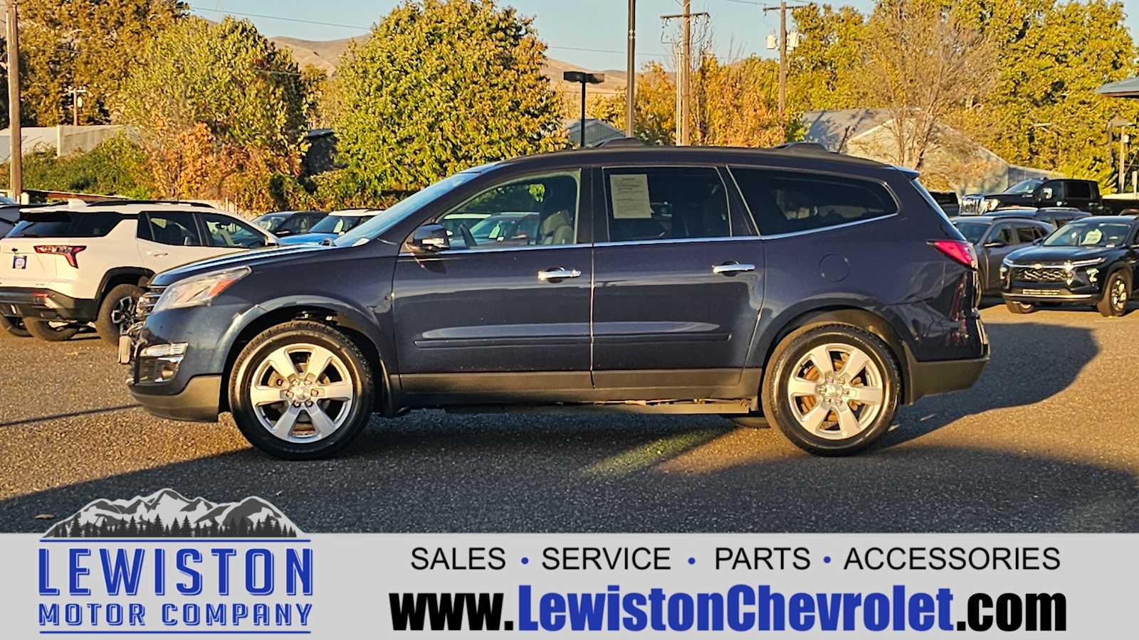 2017 Chevrolet Traverse LT