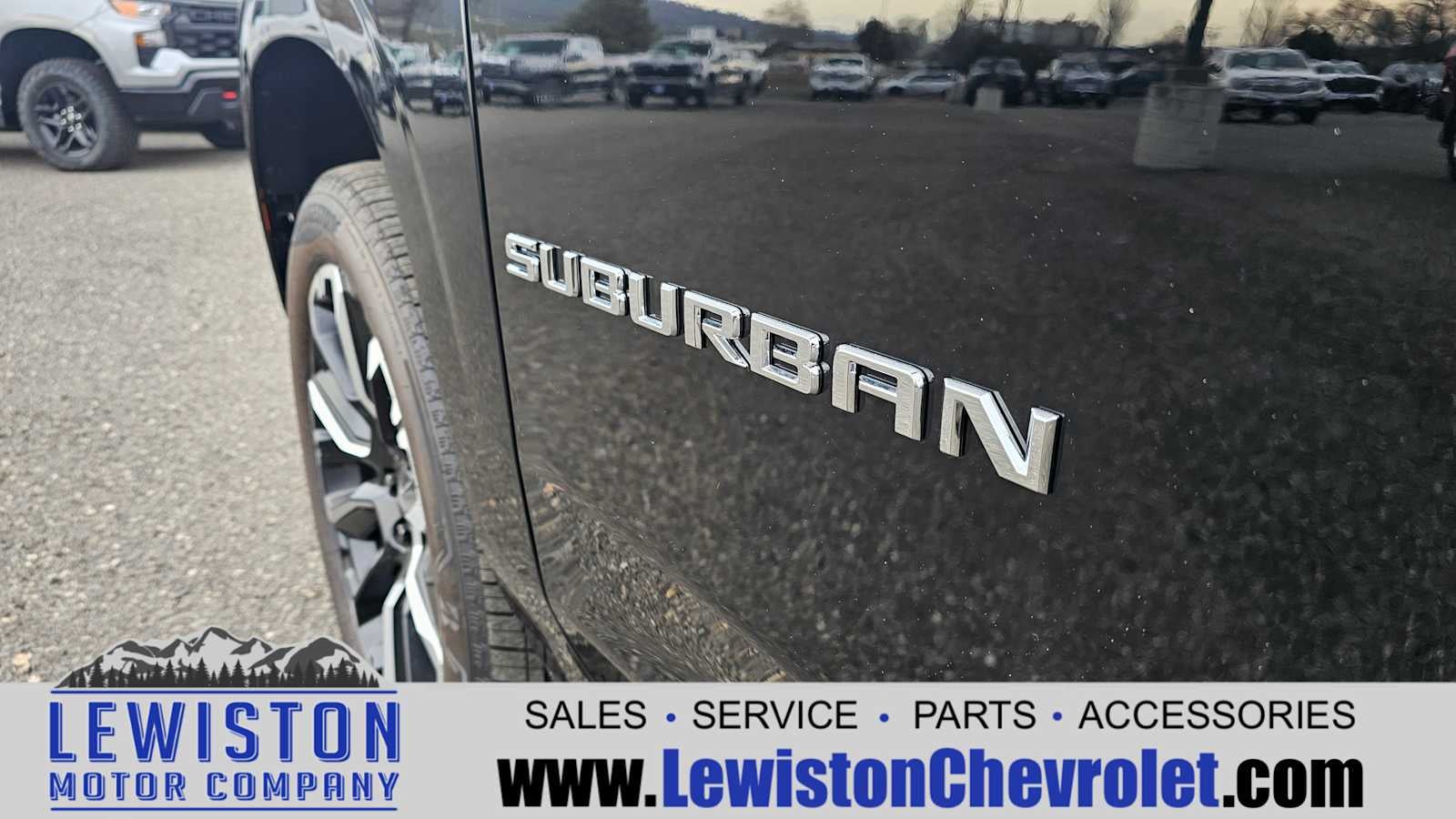 2025 Chevrolet Suburban Premier